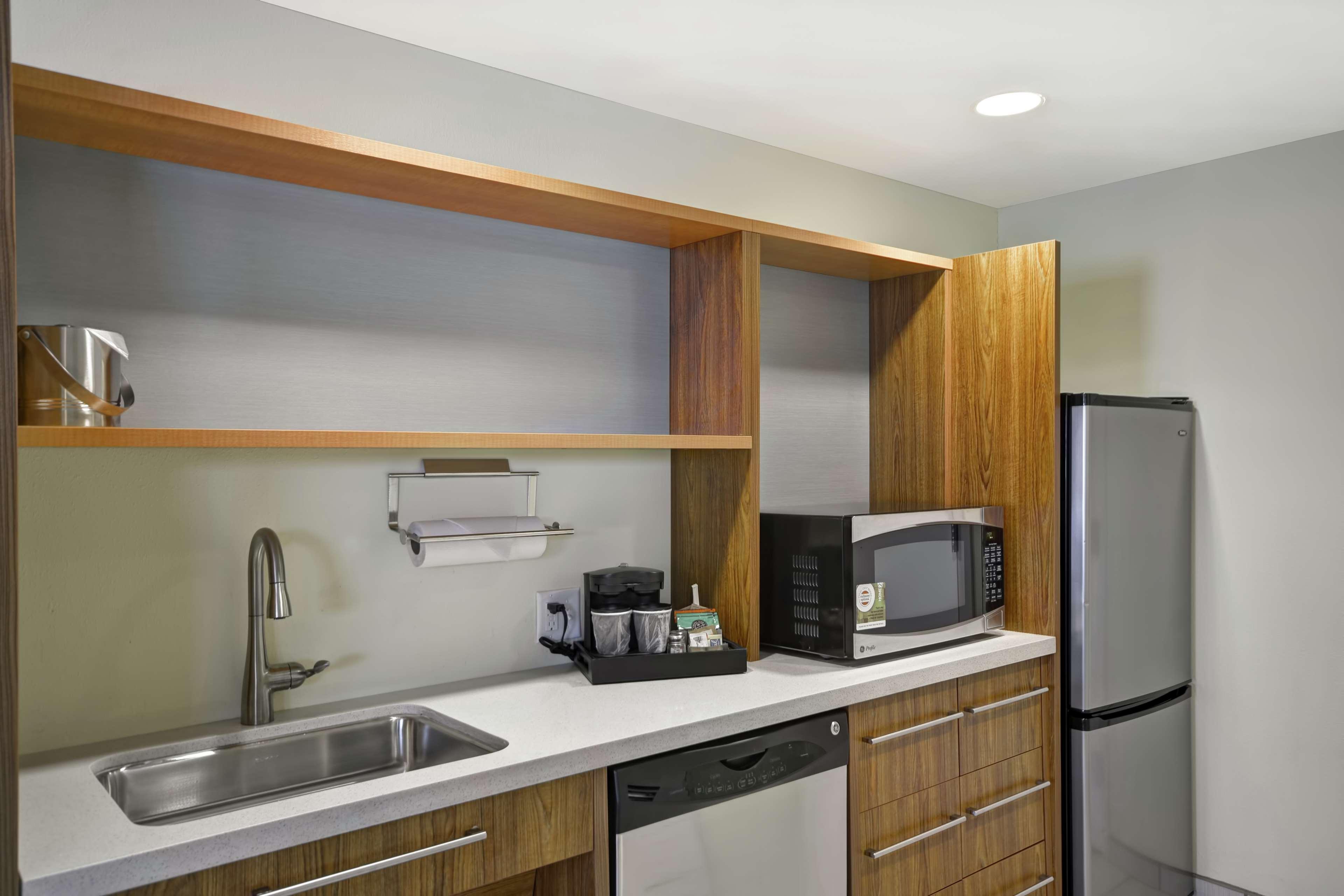 Home2 Suites By Hilton Rochester Henrietta, Ny Exterior photo